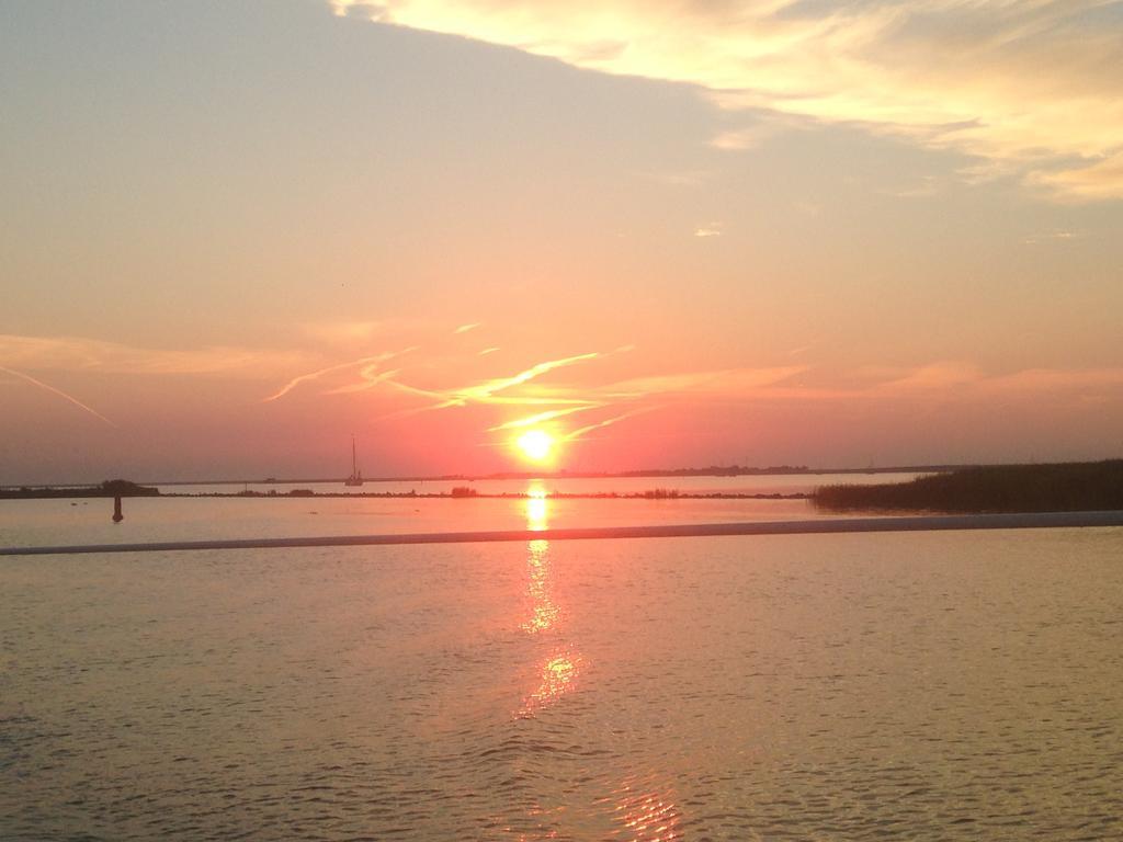Beach-Dijkvilla Seaview Horizons มัคคุม ห้อง รูปภาพ